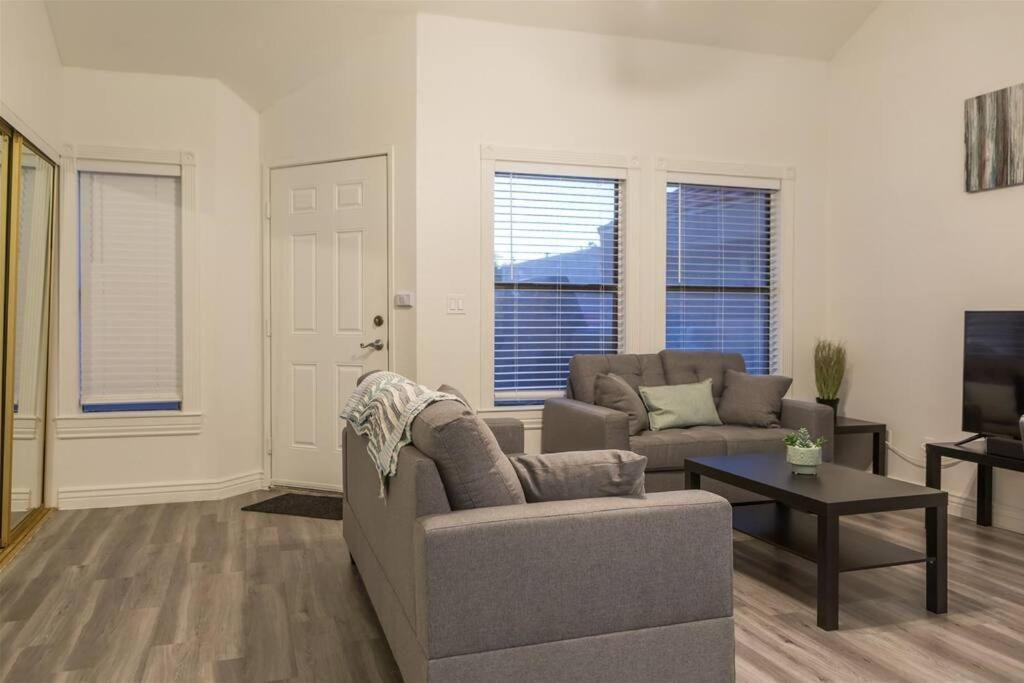 Cozy Condo Near Mcc With Pool, Bbq, Covered Parking Mesa Exterior photo